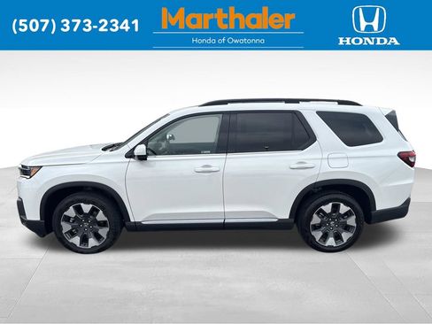 Used 2026 Honda Pilot Elite image 2
