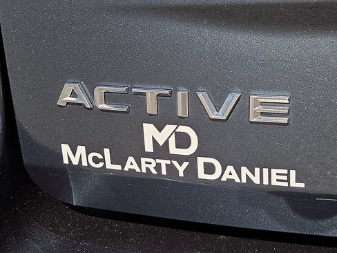 Used 2025 Ford Expedition Active AWD/4WD image 9
