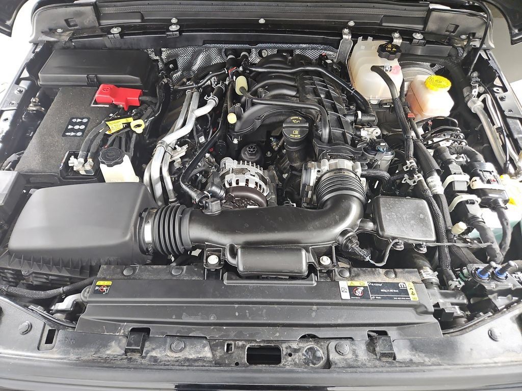 Used 2024 Jeep Wrangler Sport AWD/4WD image 21