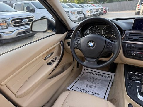 Used 2013 BMW 328i xDrive Sedan AWD/4WD image 20