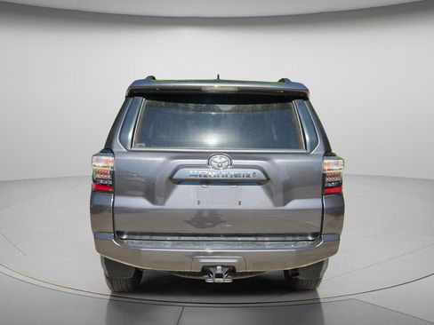 Used 2023 Toyota 4Runner SR5 Premium w/ Moonroof Package RWD image 5
