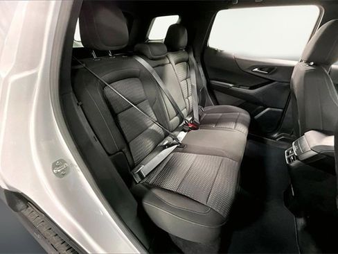 Used 2025 Chevrolet Equinox LT image 23