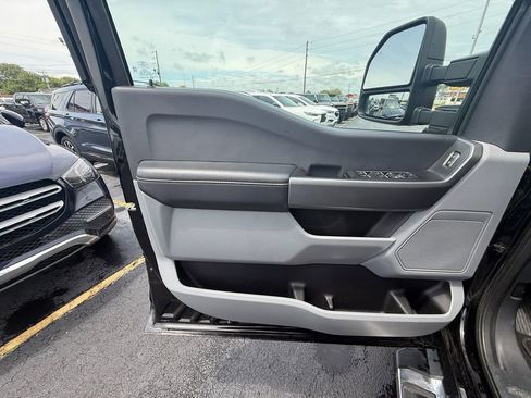 Used 2025 Ford F250 XLT AWD/4WD image 11