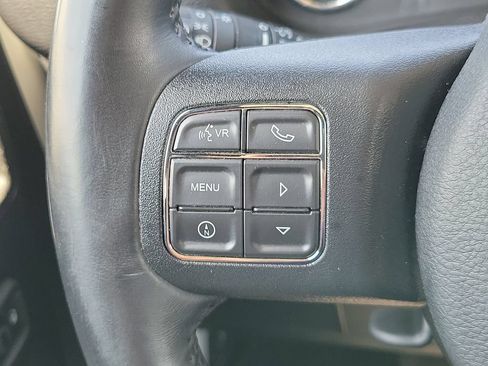 Used 2017 Jeep Wrangler Unlimited Sahara w/ Max Tow Package AWD/4WD image 14