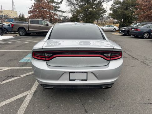 Used 2023 Dodge Charger SXT w/ Cold Weather Package image 4