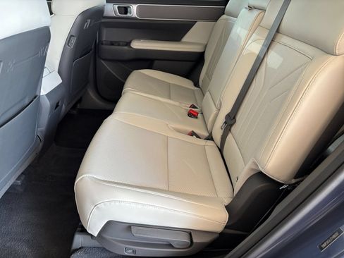 Used 2026 Hyundai Santa Fe SEL FWD image 23
