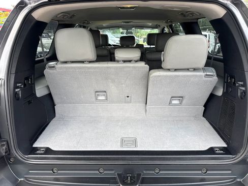 Used 2013 Toyota Sequoia SR5 RWD image 15