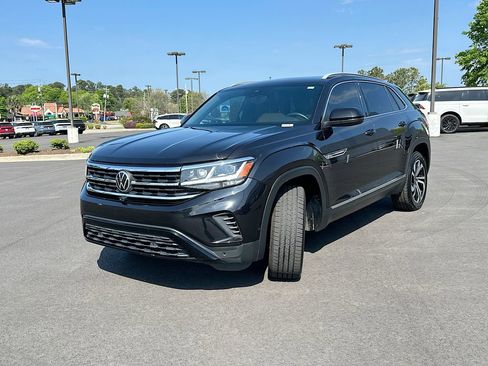 Used 2020 Volkswagen Atlas Cross Sport SEL Premium AWD/4WD image 2