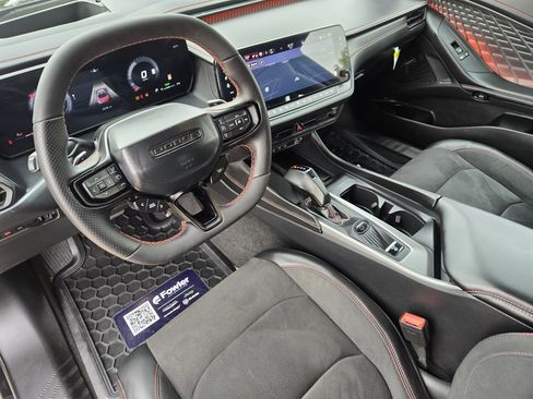 New 2025 Dodge Charger R/T Scat Pack w/ Track Pack image 19