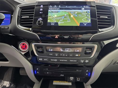 Used 2022 Honda Pilot Elite image 29