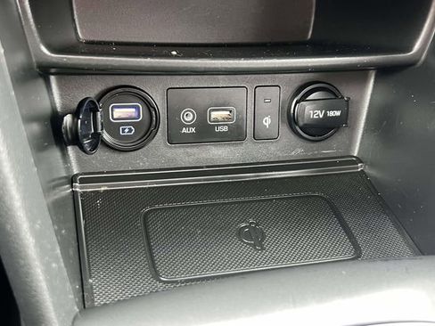 Used 2021 Hyundai Kona SEL Plus AWD/4WD image 32