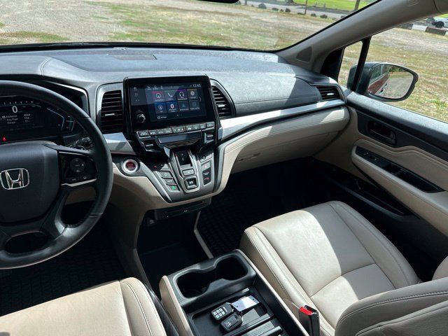 Used 2018 Honda Odyssey Touring image 31