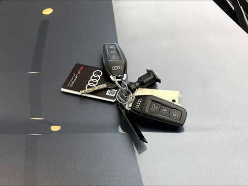 Used 2025 Audi A5 2.0T Premium w/ Convenience Package AWD/4WD image 15