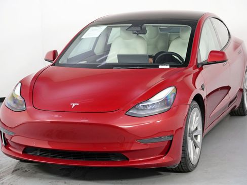Used 2022 Tesla Model 3 Long Range image 49