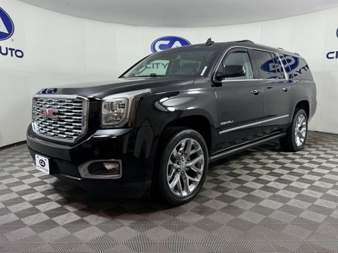Used 2018 GMC Yukon XL Denali w/ Denali Ultimate Package image 7