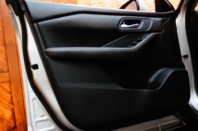 Certified 2025 Nissan Rogue SV AWD/4WD image 34