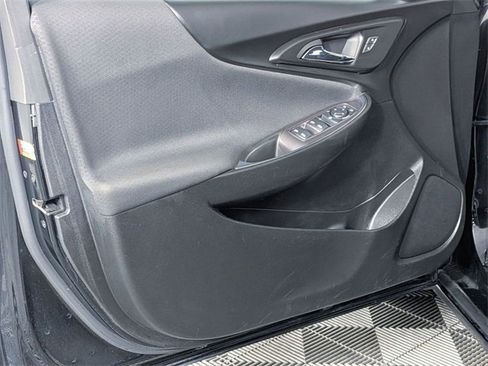 Used 2019 Chevrolet Malibu LT image 14