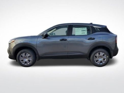 New 2026 Nissan Kicks S image 2