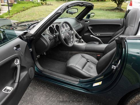 Used 2007 Pontiac Solstice Convertible w/ Premium Package RWD image 33