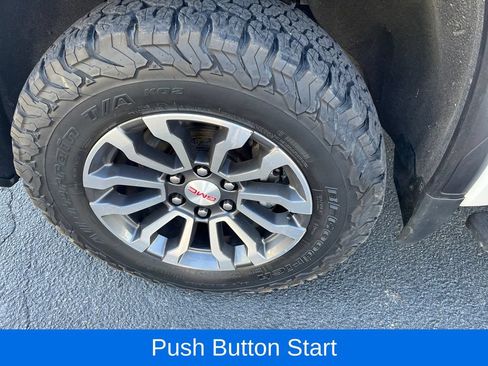 Used 2022 GMC Sierra 1500 AT4 w/ Sierra Safety Plus Package AWD/4WD image 34