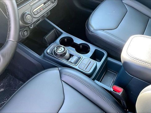 New 2026 Ford Maverick Lariat w/ Black Appearance Package image 8