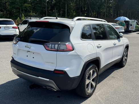 Used 2019 Jeep Cherokee Limited AWD/4WD image 5