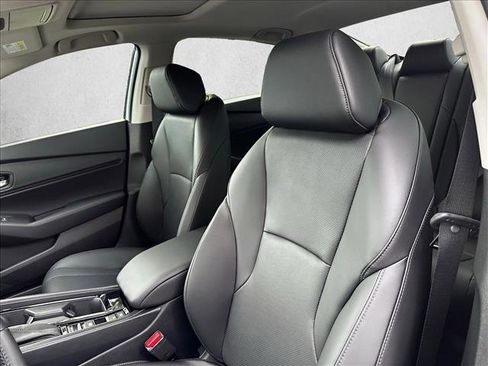 New 2025 Honda Accord EX-L image 4