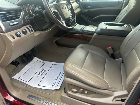 Used 2017 Chevrolet Suburban Premier image 13