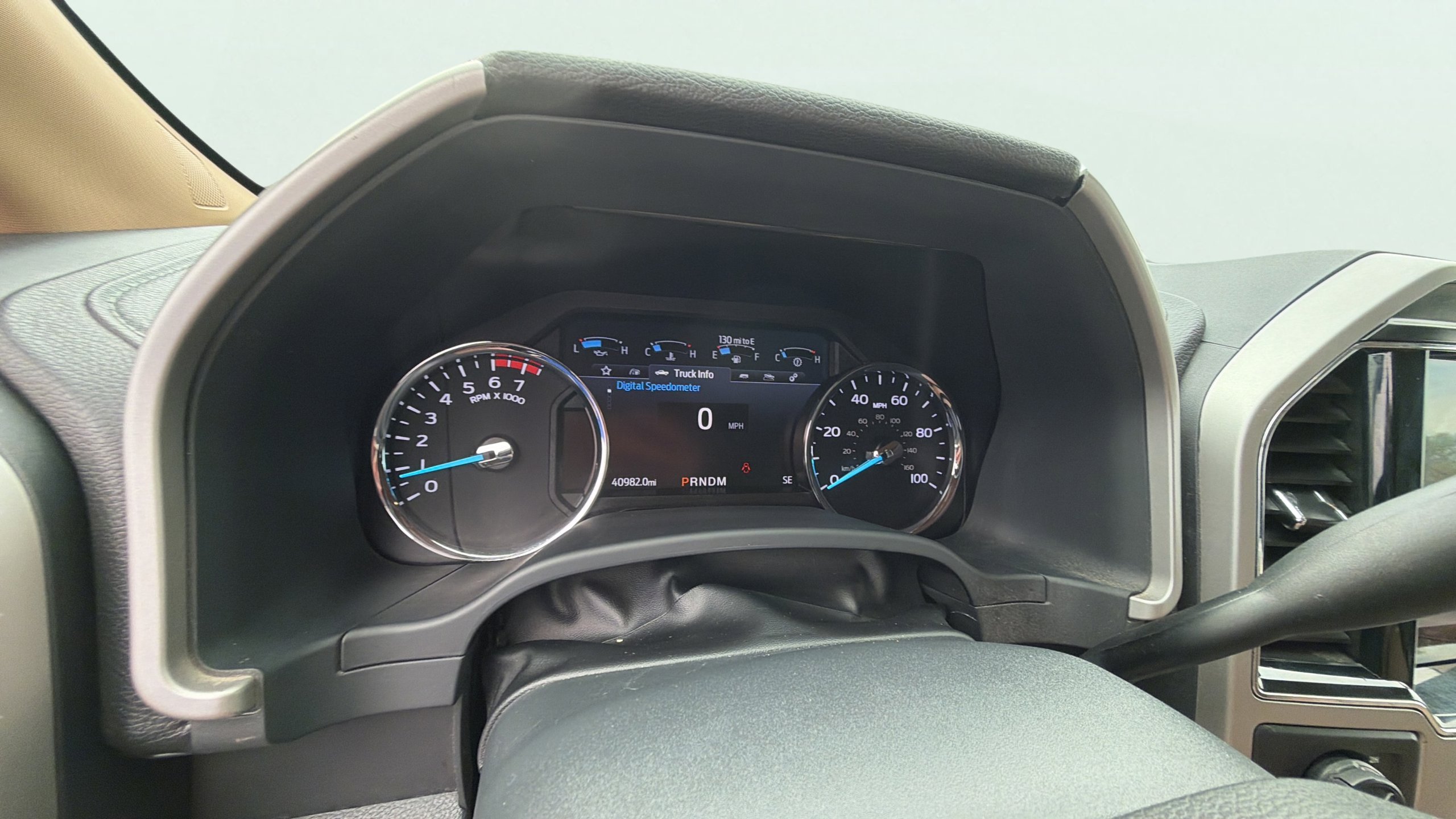 Used 2022 Ford F250 Lariat w/ Lariat Ultimate Package AWD/4WD image 19