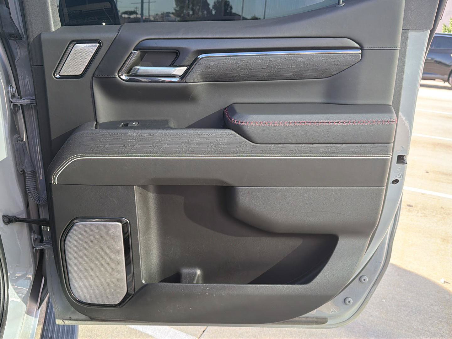 Used 2024 GMC Sierra 1500 AT4X AWD/4WD image 40