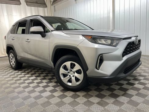 Used 2019 Toyota RAV4 LE w/ All Weather Liner Package AWD/4WD image 45