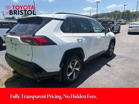 Used 2021 Toyota RAV4 SE w/ Weather & Moonroof Package AWD/4WD image 12