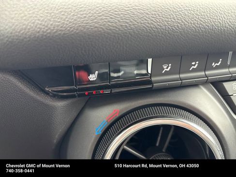 New 2025 Chevrolet Blazer LT w/ Driver Confidence Package image 32