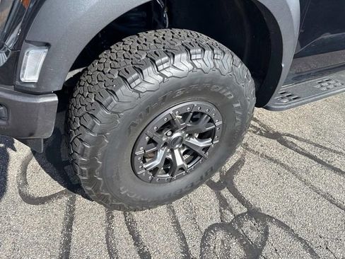 Used 2022 Ford F150 Raptor w/ Raptor 37 Performance Package AWD/4WD image 13