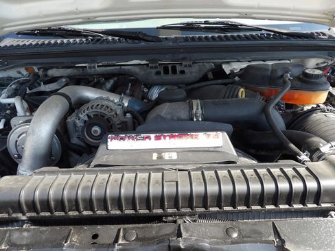 Used 2007 Ford F550 2WD Regular Cab Super Duty image 40