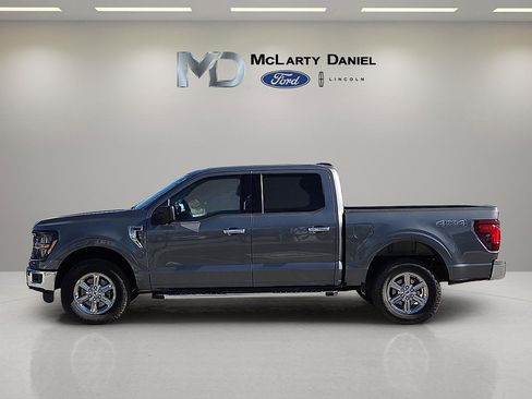 Used 2024 Ford F150 XLT image 3