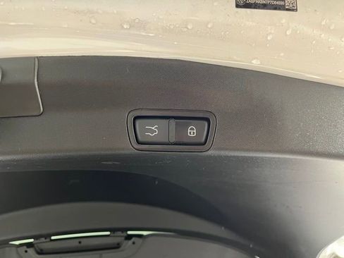 Used 2023 Alfa Romeo Stelvio Veloce image 42