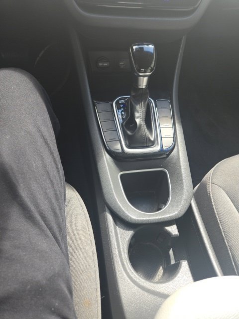 Used 2020 Hyundai Ioniq Blue FWD image 22