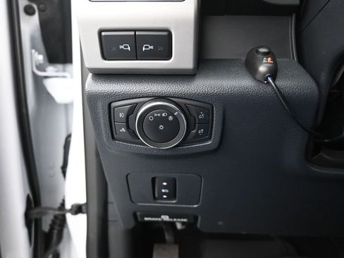 Used 2022 Ford F250 Lariat image 13