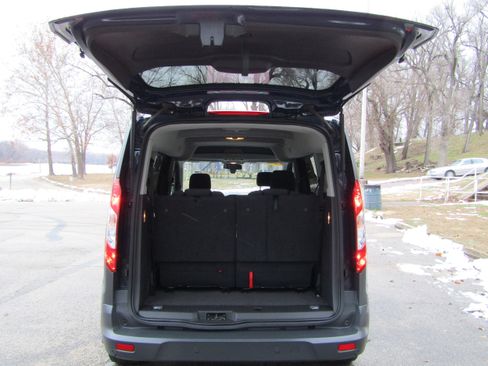 Used 2018 Ford Transit Connect XL image 15