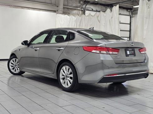 Used 2018 Kia Optima EX image 13