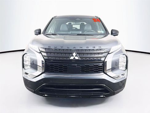 Used 2024 Mitsubishi Outlander SE Black Edition AWD/4WD image 6