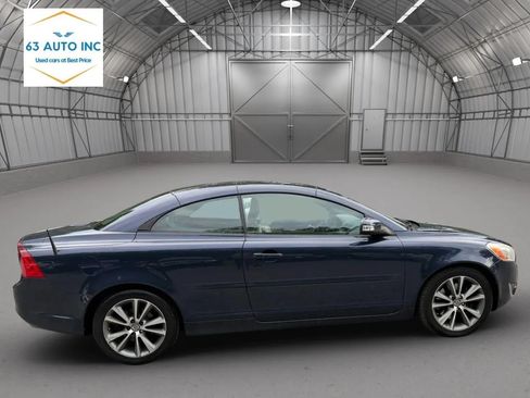 Used 2013 Volvo C70 T5 FWD image 4