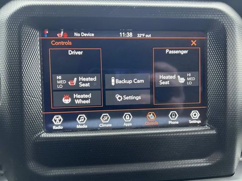 Used 2022 Jeep Wrangler Sport S image 31