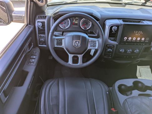 Used 2024 RAM 1500 Classic Warlock image 14