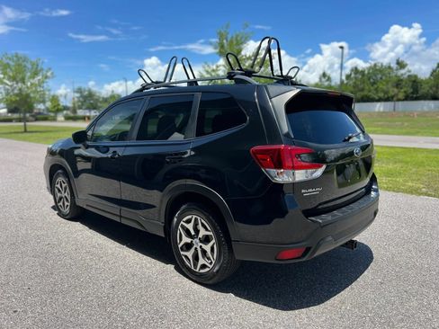 Used 2020 Subaru Forester Premium w/ Popular Package #1 AWD/4WD image 6