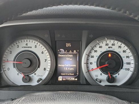 Used 2016 Toyota Sienna SE image 9