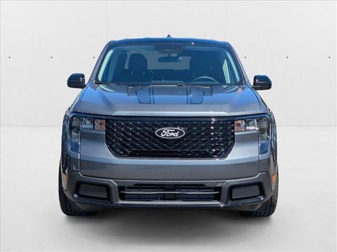 New 2025 Ford Maverick XLT w/ XLT Luxury Package AWD/4WD image 5
