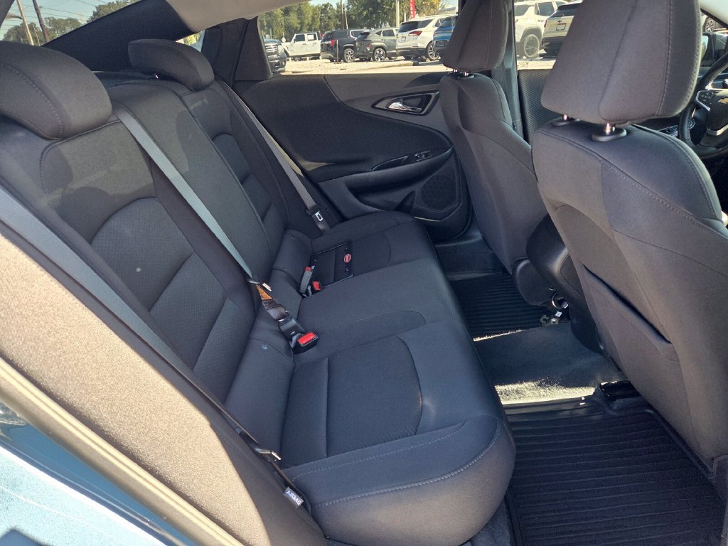 Used 2024 Chevrolet Malibu RS FWD image 15