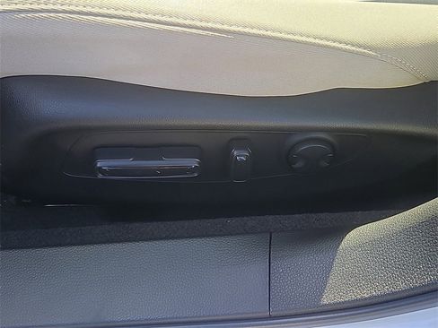 Used 2025 Honda Accord SE image 14